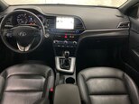 Hyundai Elantra-17
