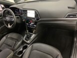 Hyundai Elantra-23