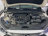 Hyundai Elantra-26