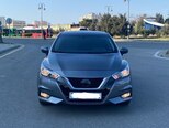 Nissan Versa-1