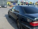Mercedes E 240-7