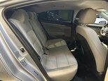 Hyundai Elantra-14