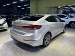 Hyundai Elantra-3