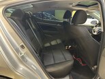 Hyundai Elantra-12