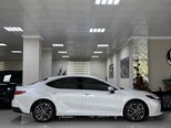 Toyota Camry-6