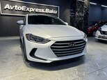 Hyundai Elantra-3