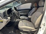 Hyundai Elantra-16