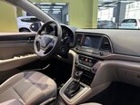 Hyundai Elantra-14