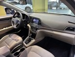 Hyundai Elantra-11
