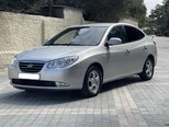 Hyundai Elantra-3