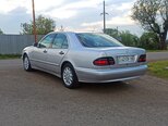 Mercedes E 200-5
