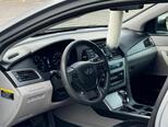 Hyundai Sonata-16