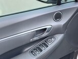 Hyundai Sonata-16