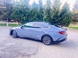 Hyundai Sonata-4