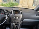 Opel Zafira-9
