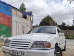 Mercedes C 200-1