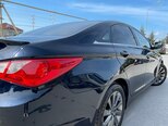 Hyundai Sonata-12