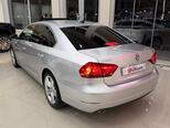 Volkswagen Passat-5