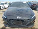 Hyundai Elantra-3
