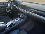Audi A8-8