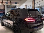 BMW X7-6