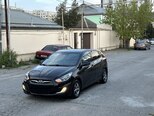 Hyundai Accent-14
