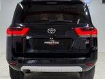 Toyota Land Cruiser-5