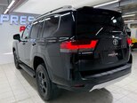 Toyota Land Cruiser-7