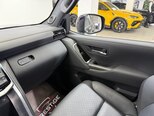 Toyota Land Cruiser-13
