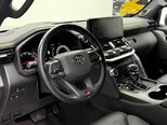Toyota Land Cruiser-9