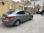 Hyundai Accent-2