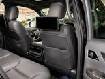 Toyota Land Cruiser-9