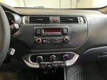 Kia Pride-5