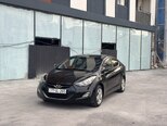 Hyundai Elantra-2