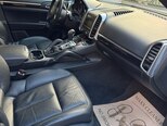 Porsche Cayenne-7