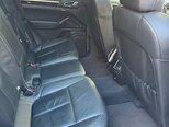 Porsche Cayenne-10