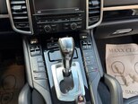 Porsche Cayenne-13