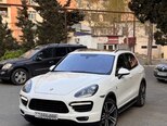 Porsche Cayenne-1
