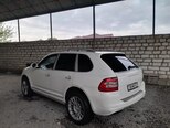 Porsche Cayenne-3