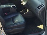 Toyota Prius V-8