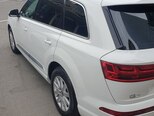 Audi Q7-9