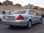 Mercedes E 240-8