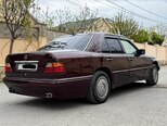 Mercedes 200 E-6