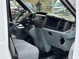 Ford Transit-8