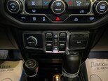Jeep Wrangler-11