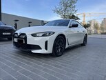 BMW i4-2