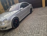 Mercedes E 270-2