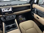 Land Rover Defender-17