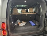 Land Rover Defender-22