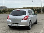 Nissan Tiida-5